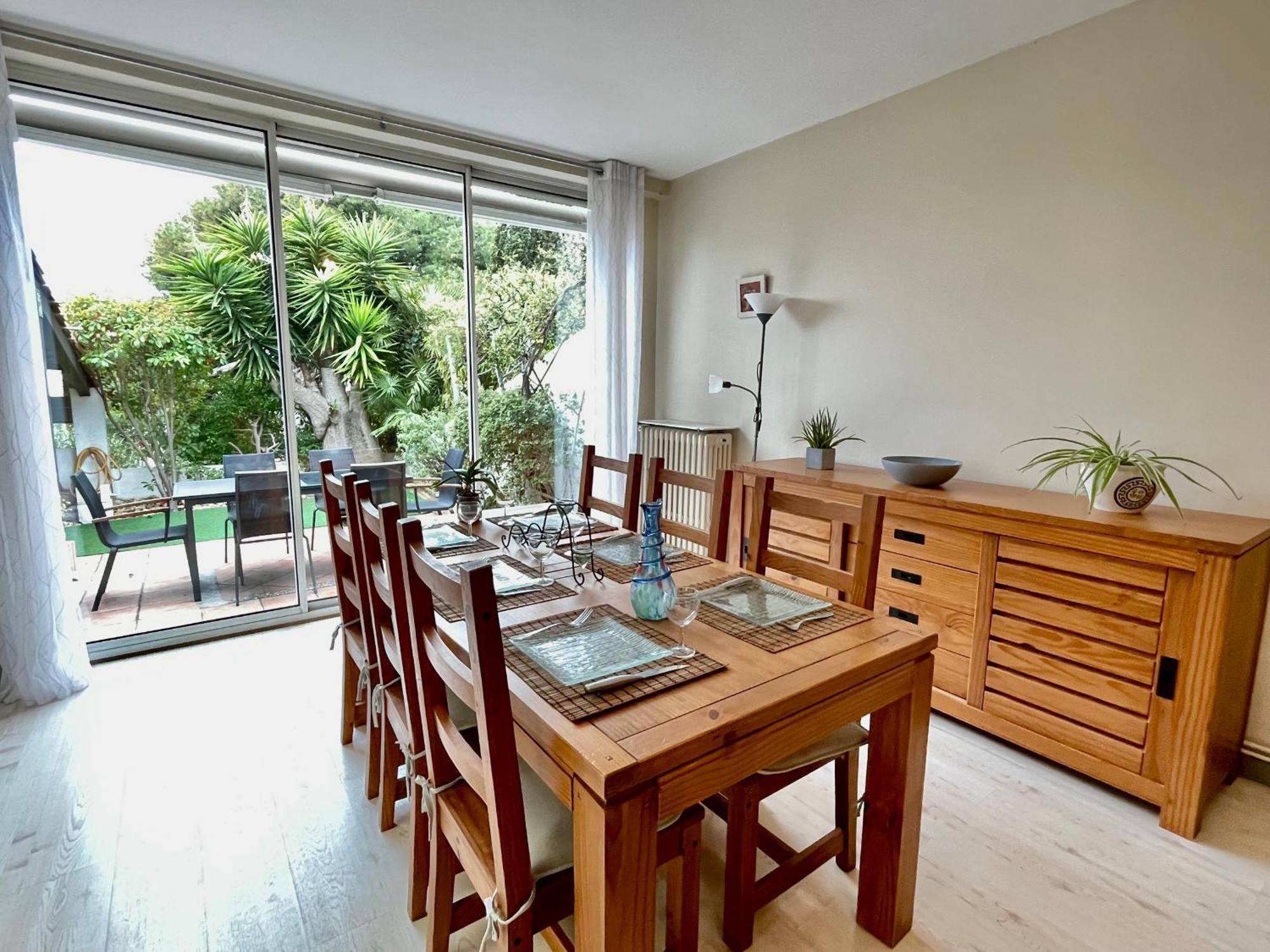 Maison Sète, 4 Pièces, 9 Personnes - Fr-1-338-4 Hébergement de vacances